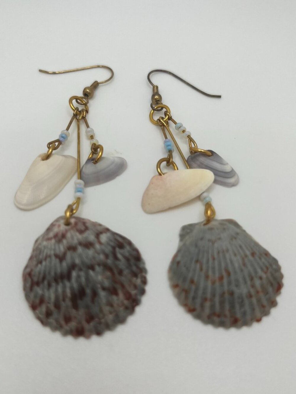 Seashell and Seed Bead earrings Handmade gold tones with blue - Picture 2 of 7